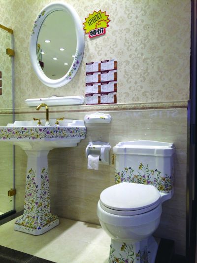 节水马桶售价高却更费水？